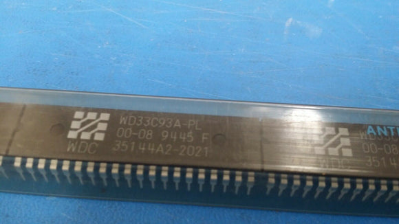 (1 PC) WD33C93A-PL WDC SCSI Bus Controller, CMOS, PDIP40