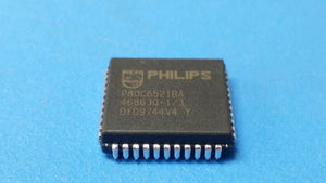 (1 PC) P80C652IBA PHILIPS Microcontroller, 8-Bit, 8051 CPU, 24MHz, CMOS, PLCC44