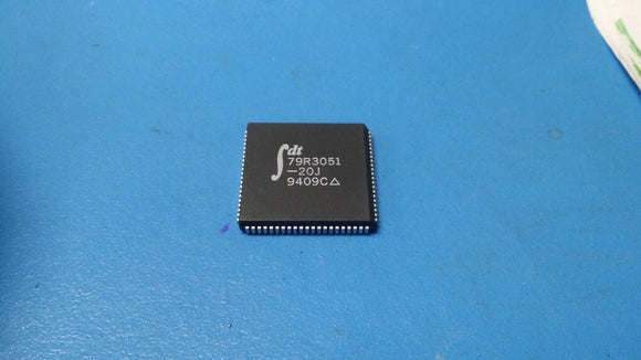 (1 PC) IDT79R3051-20J IC MPU 79R3051 RISC 32-BIT 20MHZ 5V 84PLCC