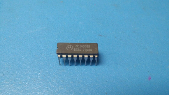 (1 PC) OF MC14539BBEBS BY MOT Multiplexer, 2-Func, 4 Line Input, CMOS, CDIP16