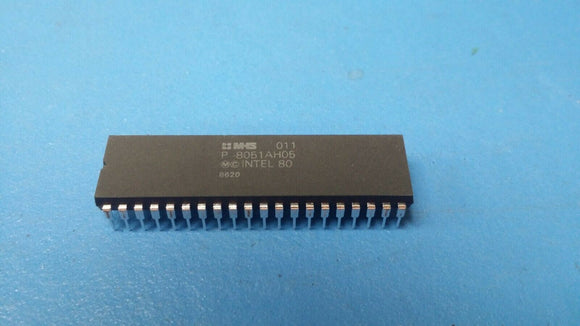 (1 PC) P8051AH05 MATRA HARRIS 8-bit Microcontroller, 12 MHz, PDIP-40