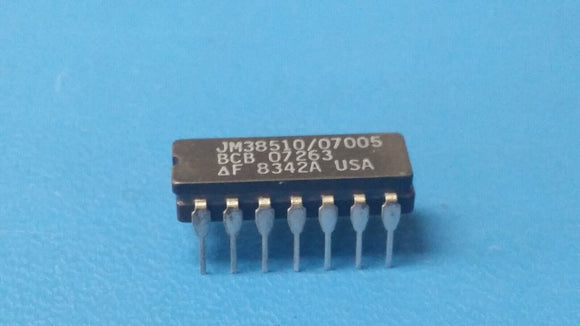 (1) JM38510/07005BCB FSC Military 3-ch 3-input 4.5-V to 5.5-V bipolar NAND gates