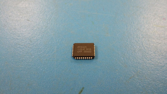 (1 PC) CY7C421-15JC CYPRESS FIFO, 512X9, 15ns, Asynchronous, CMOS, PLCC32