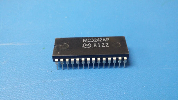 (2 PCS) MC3242AP MOT IC Memory Address Multiplexer 28-Pin DIP