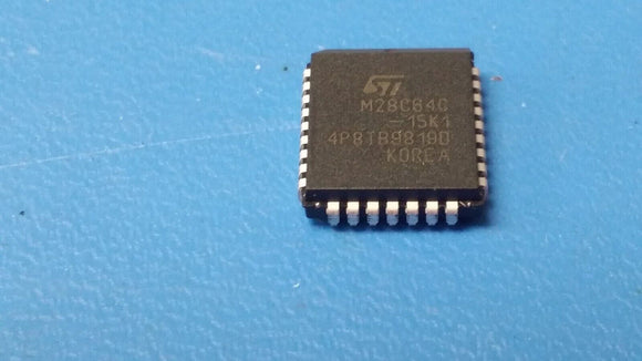 (10 PCS) M28C64C-150K1 EEPROM 8KX8 150ns Parallel CMOS PLCC32