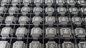 (10 PCS) PIC16C74B-20/PQ Microchip, IC MCU 8BIT 7KB OTP 44MQFP