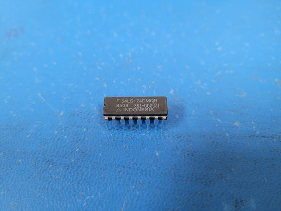 (10 PCS) 54LS174DMQB, SNJ54LS174J TI, FSC IC FF D-TYPE SNGL 6BIT 16CDIP