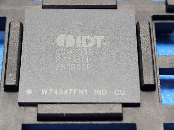 (1 PC) 70V7339S133BCI IDT Multi-Port SRAM, 512KX18, 15ns, CMOS, PBGA256