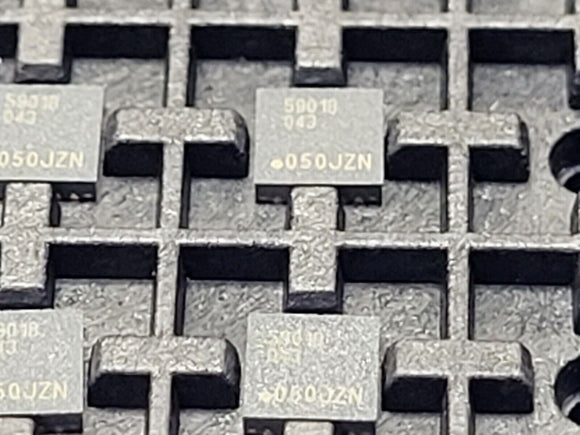 (1PC) 5P49V5901B043NLGI IDT Clock Generator IC 350MHz 1 24-VFQFN ROHS