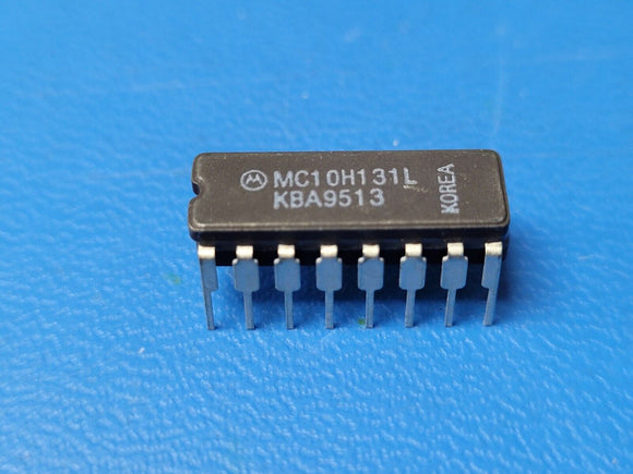 (1 PC) MC10H131L MOT IC FF D-TYPE DUAL 1BIT 16CDIP