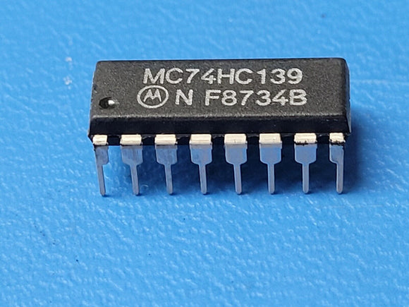 (10 PCS) MC74HC139N MOT Decoder/Demultiplexer Dual 2-to-4 16-Pin PDIP