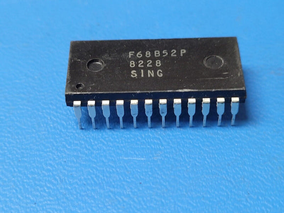 (1 PC) F68B52P FSC Serial I/O Controller, 1 Channel, MOS, PDIP24