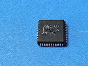 (1 PC) IDT71586S25J IDT SRAM, 4KX16, 24ns, CMOS, PLCC44