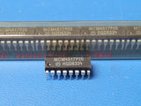 (5 PCS) MCM4517P20 Page Mode DRAM, 16KX1, 200ns, MOS, PDIP16