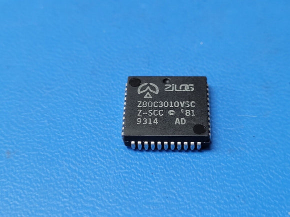 (1 PC) Z80C3010VSC ZILOG I/O Controller Interface IC 10MHz CMOS Z8000 SCC PLCC44