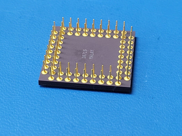 (1 PC) IDT72521L50G Bi-Directional FIFO, 2KX18, 50ns, Asynchronous, MOS, CPGA68