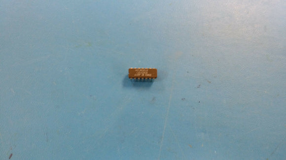 (1 PC) JM38510/10102BCA LM747 -DUAL COMPARATOR OPER AMPLIFIER CerDip14Pin