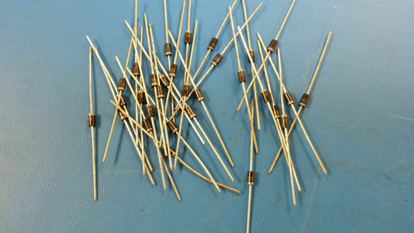 (10 PCS) SB110 Schottky Diodes & Rectifiers 10 Volt 1.0 Amp