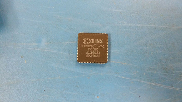 (1 PC) XC3030-70PC68C XILINX PLCC-68 FIELD PROGRAMMABLE GATE