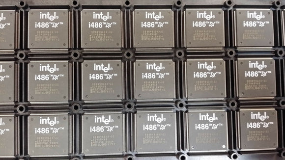 (1 PC) SB80486DX-33 INTEL 32-BIT, 50MHz, MICROPROCESSOR, PQFP208