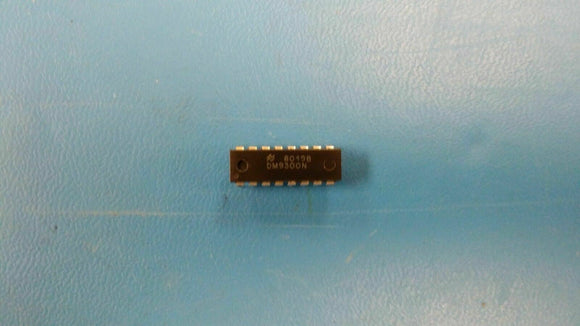 (2 PCS) DM9300N NSC IC SHIFT REGISTER STD-TTL DIP 16PIN