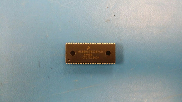 (1 PC) MC68HC705C8ACB FREESCALE 8-BIT OTPROM 2.1MHz MICROCONTROLLER PDIP42