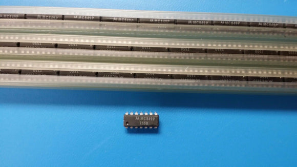 (2 PCS) MC849P/MC849PD MOT QUAD 2-INPUT NAND GATE, PDIP14