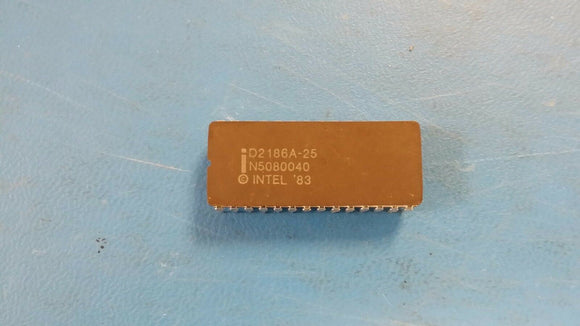 (2 PCS) D2186A-25 INTEL IC,PSEUDO-STATIC RAM,8KX8,MOS,DIP,28PIN,CERAMIC