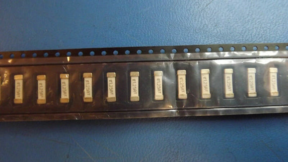 (20PCS) 04611.25ER LITTELFUSE Surface Mount Fuses 600V 1.25A Telecom Fuse