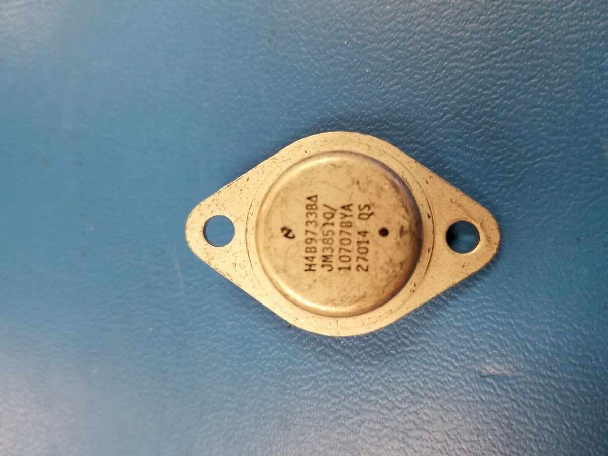 Regolatore Di Tensione National Semiconductor JM38510/10707BYA – 12V 2.4A TO-3, NOS