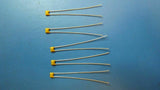 (34PCS) SR151A221JAR AVX CAP CER 220PF 100V C0G/NP0 RAD