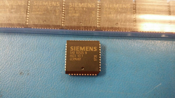 (1 PC) SAB82525N-V2.1 SIEMENS Communication Controller 44-Pin PLCC
