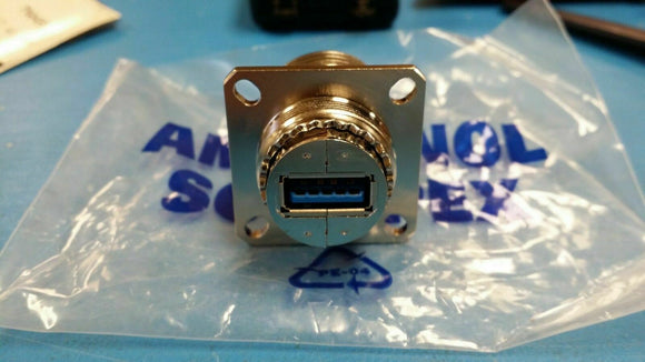 (1 PC) USB3FTV2AN USB Connectors USB 3.0 SQ FLNGE REC w/Female USB03.0 A
