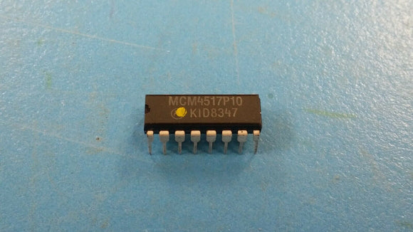 (2 PCS) MCM4517P10 Page Mode DRAM, 16KX1, 100ns, MOS, PDIP16