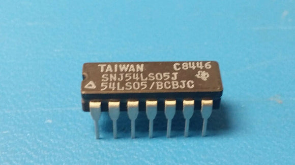 (10 PCS) SNJ54LS05J 54LS05/BCBJC Buffer/Driver 6-CH Inverting Bipolar CDIP-14