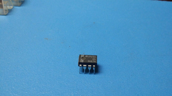 (1 PCS) DS3687N NSC NAND Gate Based Peripheral Driver, 0.3A, BIPolar, PDIP8