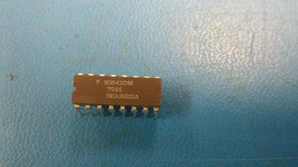 (1 PC) 93S42DM FSC Look-Ahead Carry Generator, TTL, CDIP16