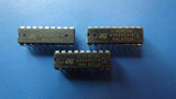 (3 PCS) ULN2803A ST MICRO TRANS 8 NPN DARL 50V 500MA 18DIP