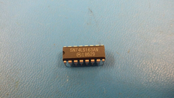 (10pcs) SN74LS163AN MOT Counter Single 4-Bit Sync Binary UP 16-Pin PDIP