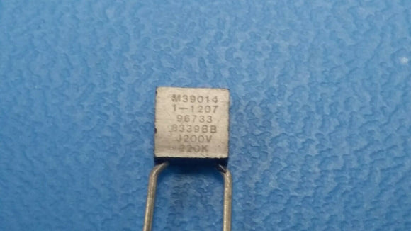 (10PC) M39014/01-1207 CKR05BX220K Cap Cer 22pF 200V X7R 10% 5.08mm (1%FR) 125°C