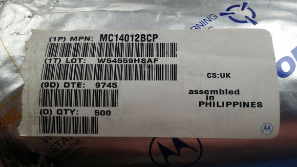 (10 PCS) MC14012BCP MOT Logic Gates 3-18V Dual 4-Input, DIP-14
