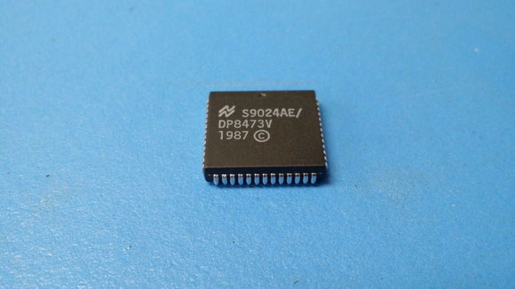 (1 PC) DP8473V NSC Floppy Disk Drive, 0.125MBps, CMOS, PLCC52