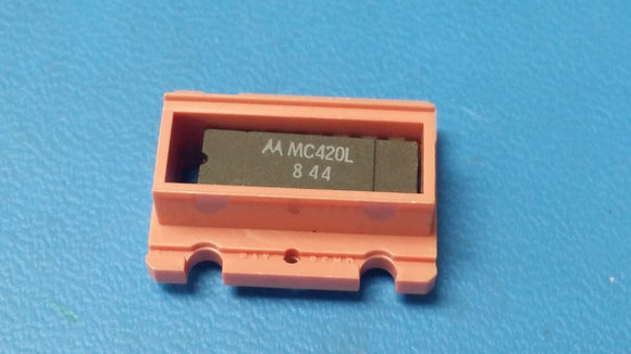 (1 pc) MC420L 5962-00-446-6235 AND-OR-Invert Gate, TTL, CDIP14
