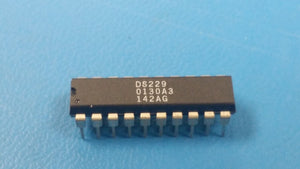 (1pc) DS229 Line Transceiver, 1 Func, 3 Driver, 3 Rcvr, CMOS, PDIP20