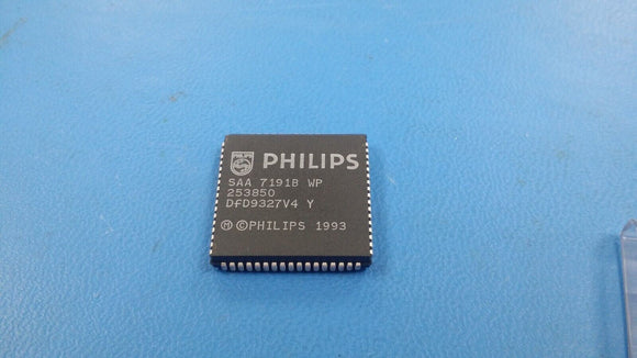 (1 PC) SAA7191BWP PHILIPS Color Signal Decoder, PLCC68