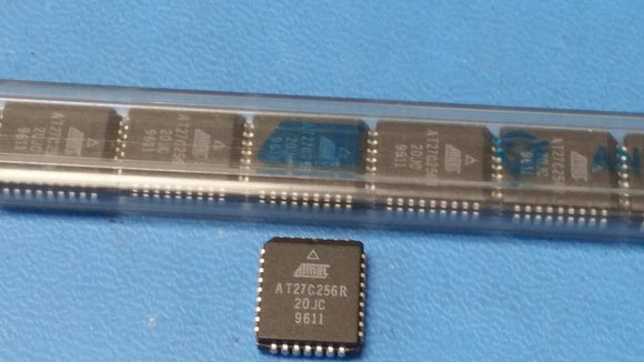 (2 PCS) AT27C256R-20JC ATMEL OTP ROM, 32KX8, 200ns, CMOS, PLCC32