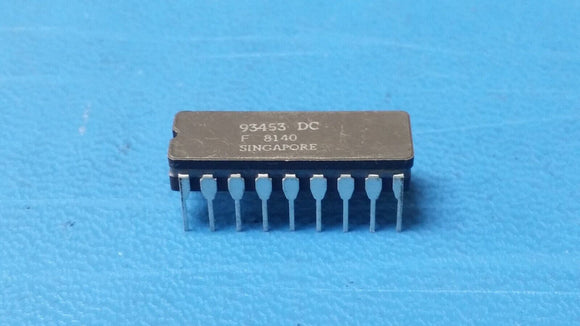 (1 PC) 93453DC FSC OTP ROM, 1KX4, CMOS, CDIP18