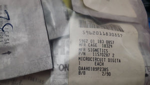(1 PC) INTEL MD2148H-3/B 5962-01-183-0857 11570287-2 1024 x 4 Bit Static RAM