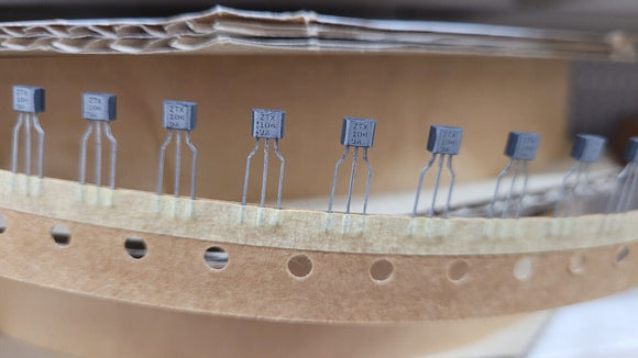 (10pcs) ZTX1049ASTOA Zetex Trans GP BJT NPN 25V 4A 3-Pin E-Line