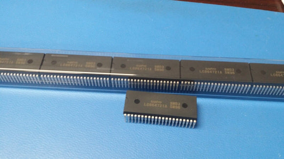 (14 PCS) LC864721A SANYO Microcontroller, 8-Bit, MROM, CMOS, PDIP42